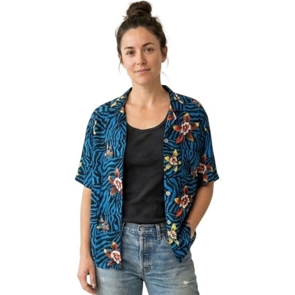 Impressions Lifestyle Womens‎ Blue Zebra Floral Rayon Button Down Shirt Medium